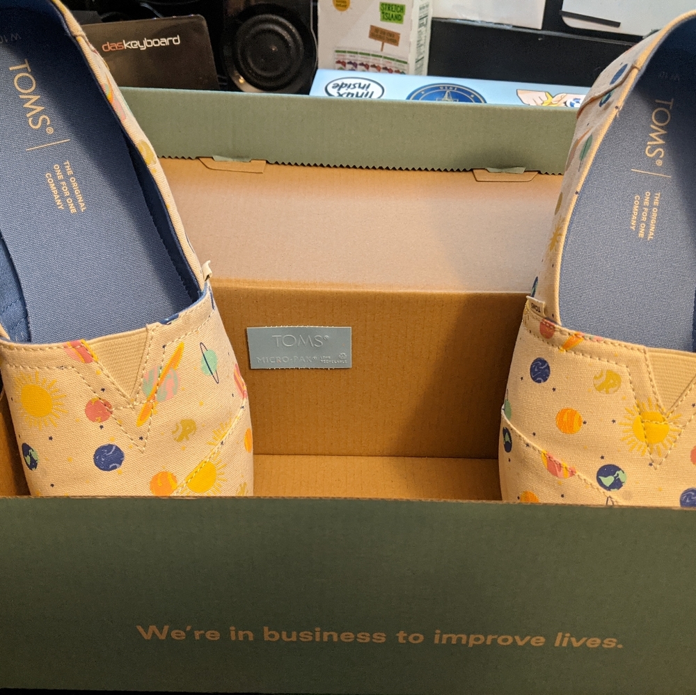 Toms shoes